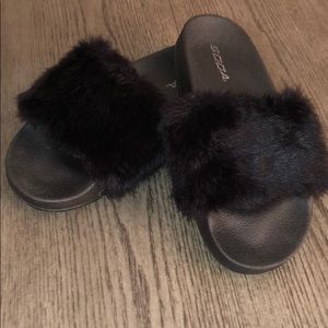 Fuzzy Slides
